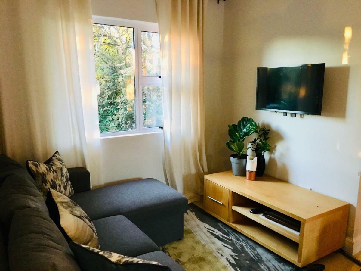 Kilkenny Cottages 2 Bedroom Unit جوهانسبورغ المظهر الخارجي الصورة